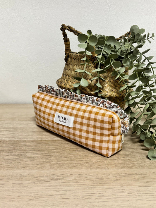 Estuche VICHY CARAMELO - BRUNA hecho artesanalmente en España.