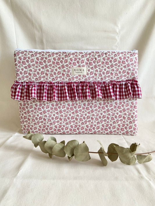 Funda ordenador o tablet DAFNE + VOLANTE hecho artesanalmente en España.