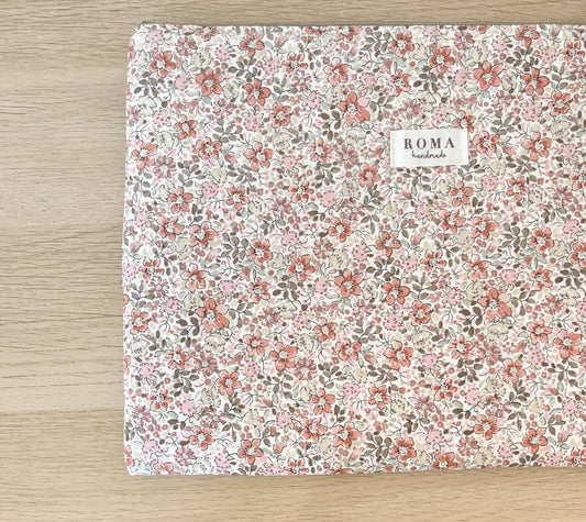 Funda ordenador o tablet NOA hecho artesanalmente en España.