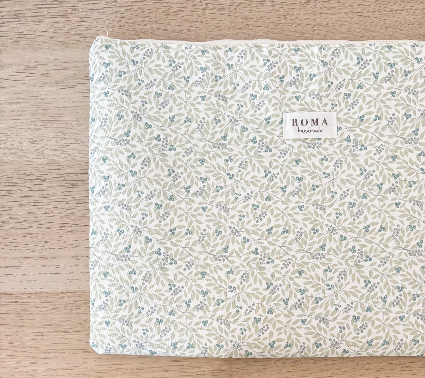 Funda ordenador o tablet OLIVIA hecho artesanalmente en España.