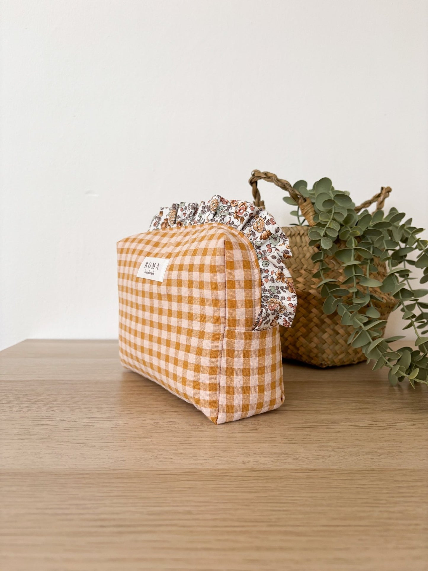 Neceser VICHY CARAMELO + volante BRUNA hecho artesanalmente en España.