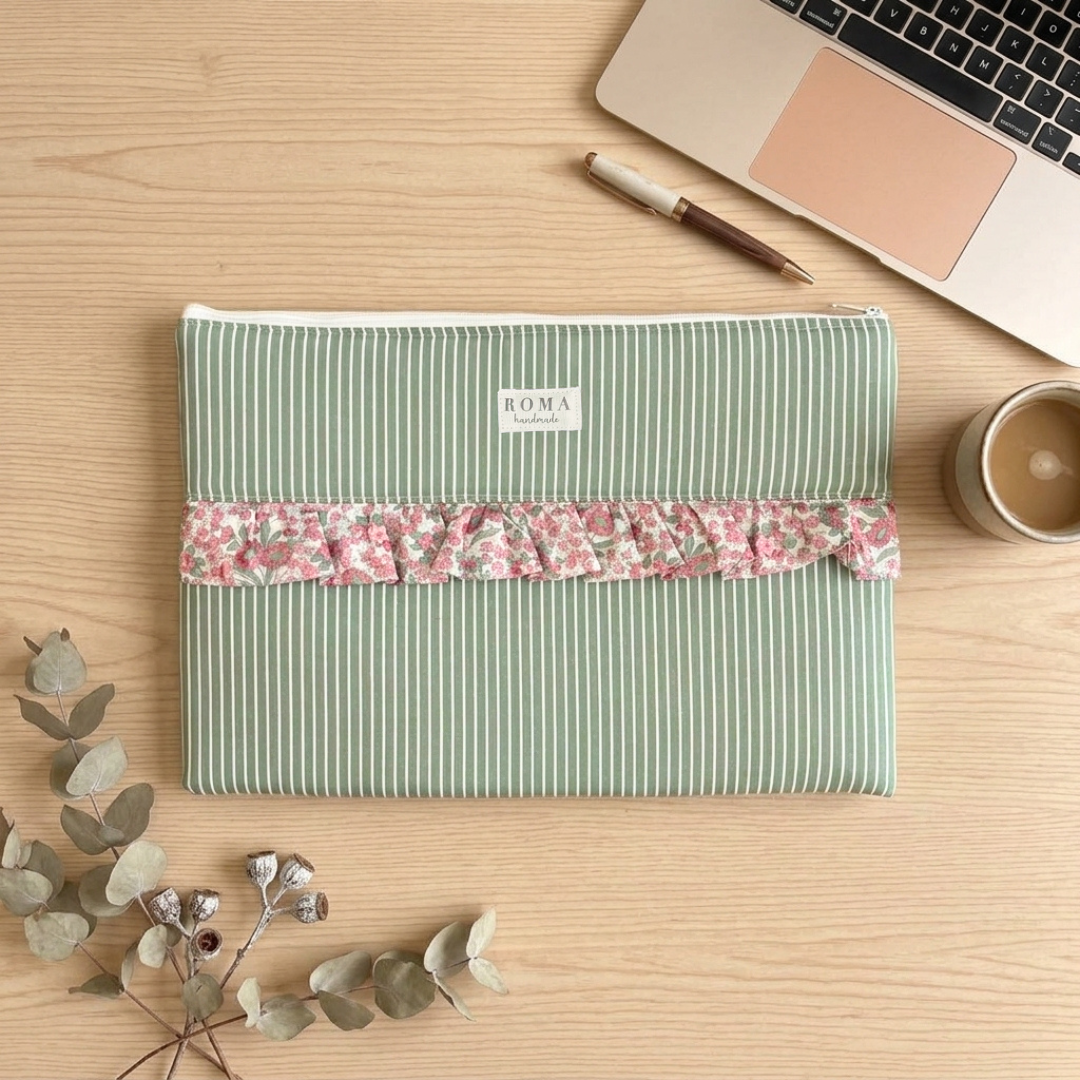 Funda ordenador o tablet RAYAS GREEN + DALIA