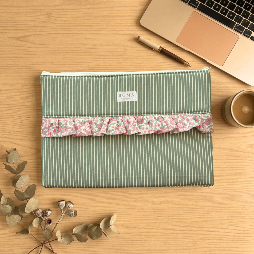 Funda ordenador o tablet RAYAS GREEN + DALIA