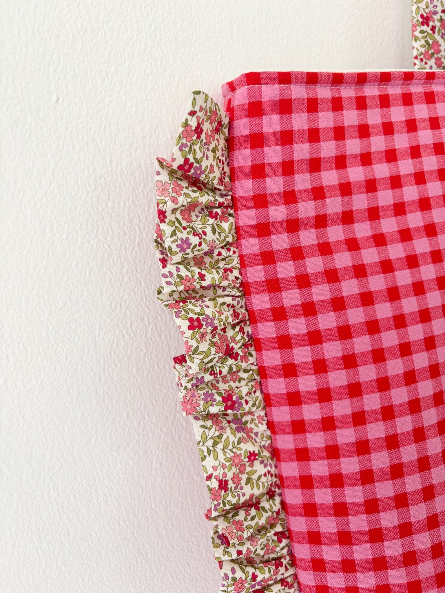 Bolso VICHY FRESITA + volantes ZOE hecho artesanalmente en España.