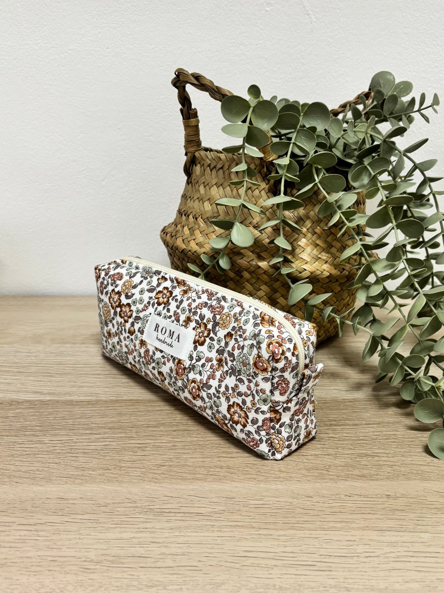 Estuche BRUNA hecho artesanalmente en España.