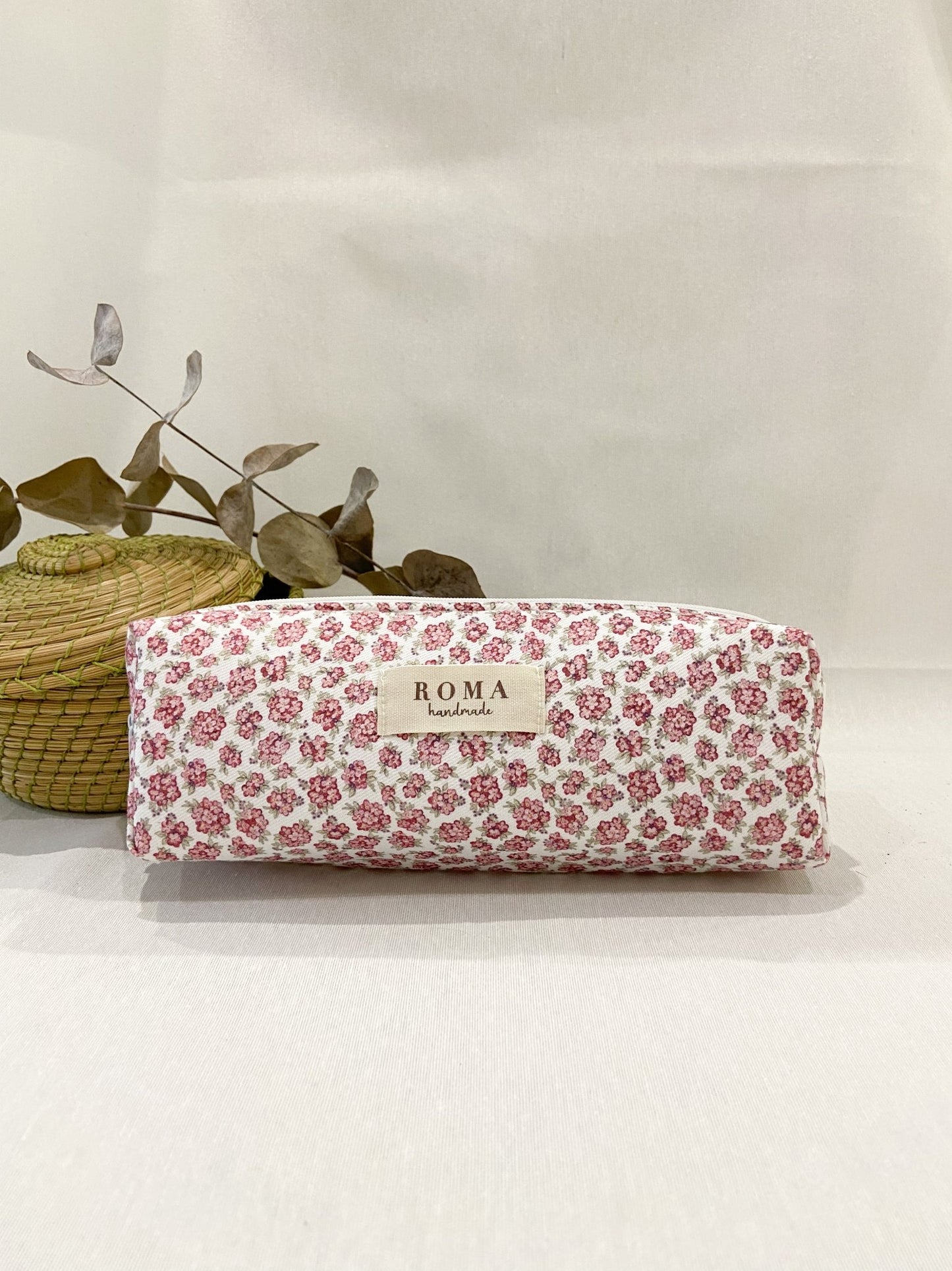 Estuche DAFNE hecho artesanalmente en España.