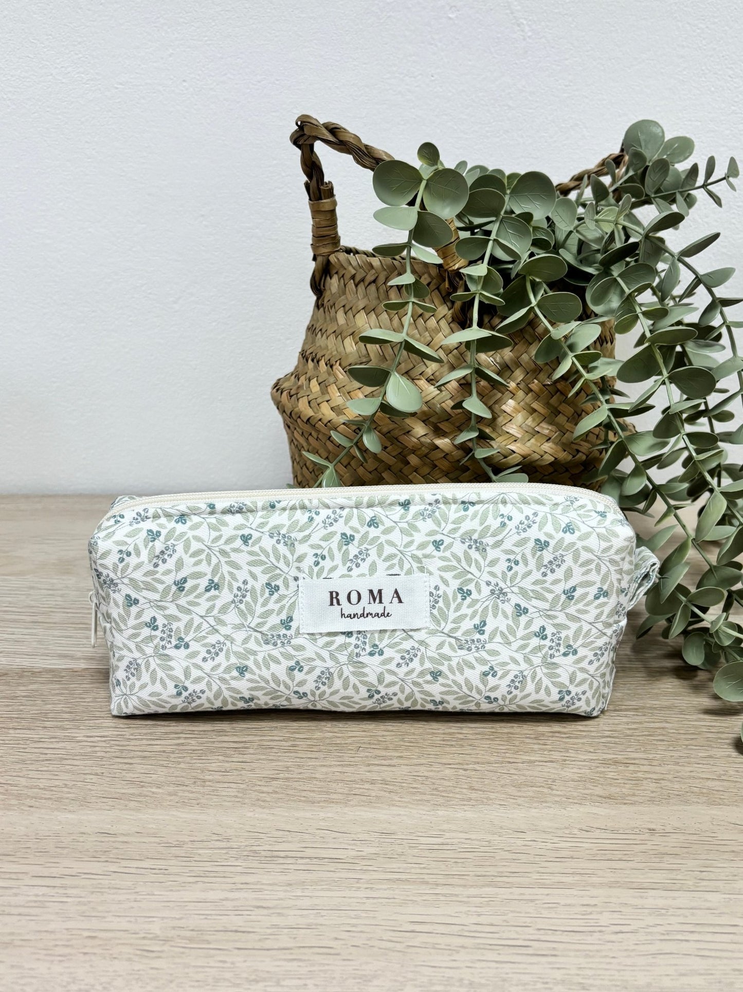 Estuche OLIVIA hecho artesanalmente en España.