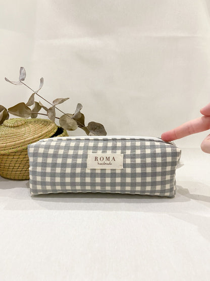 Estuche VICHY GRIS hecho artesanalmente en España.