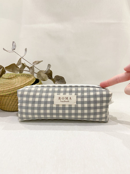 Estuche VICHY GRIS hecho artesanalmente en España.