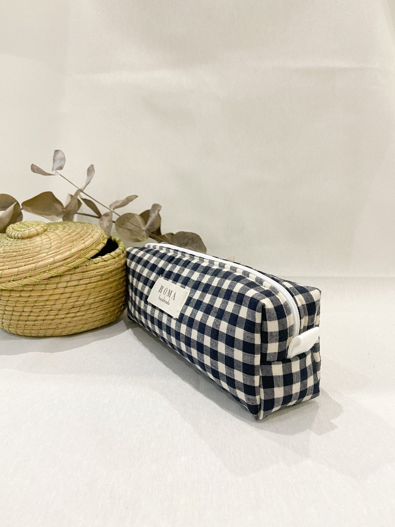 Estuche VICHY NEGRO hecho artesanalmente en España.