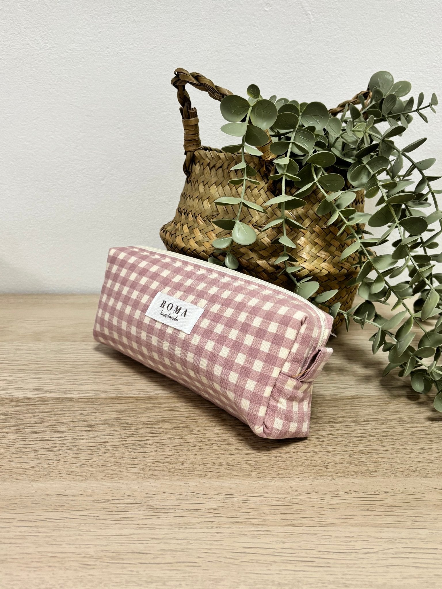 Estuche VICHY ROSA hecho artesanalmente en España.