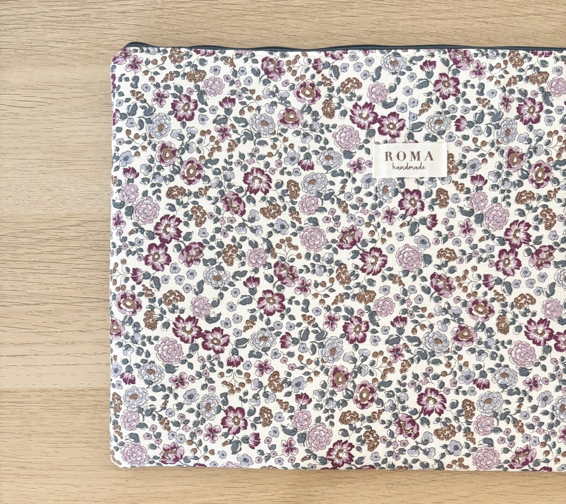 Funda ordenador o tablet EMMA hecho artesanalmente en España.