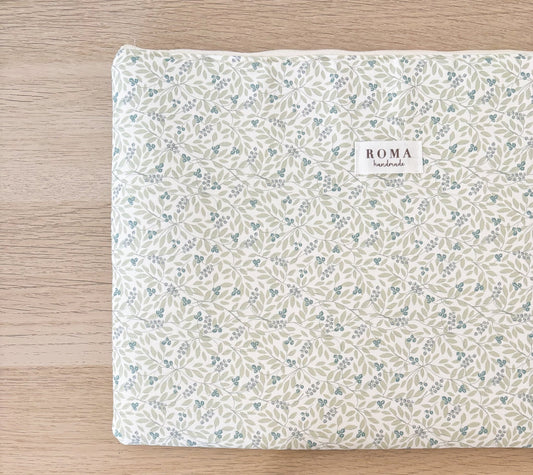 Funda ordenador o tablet OLIVIA hecho artesanalmente en España.