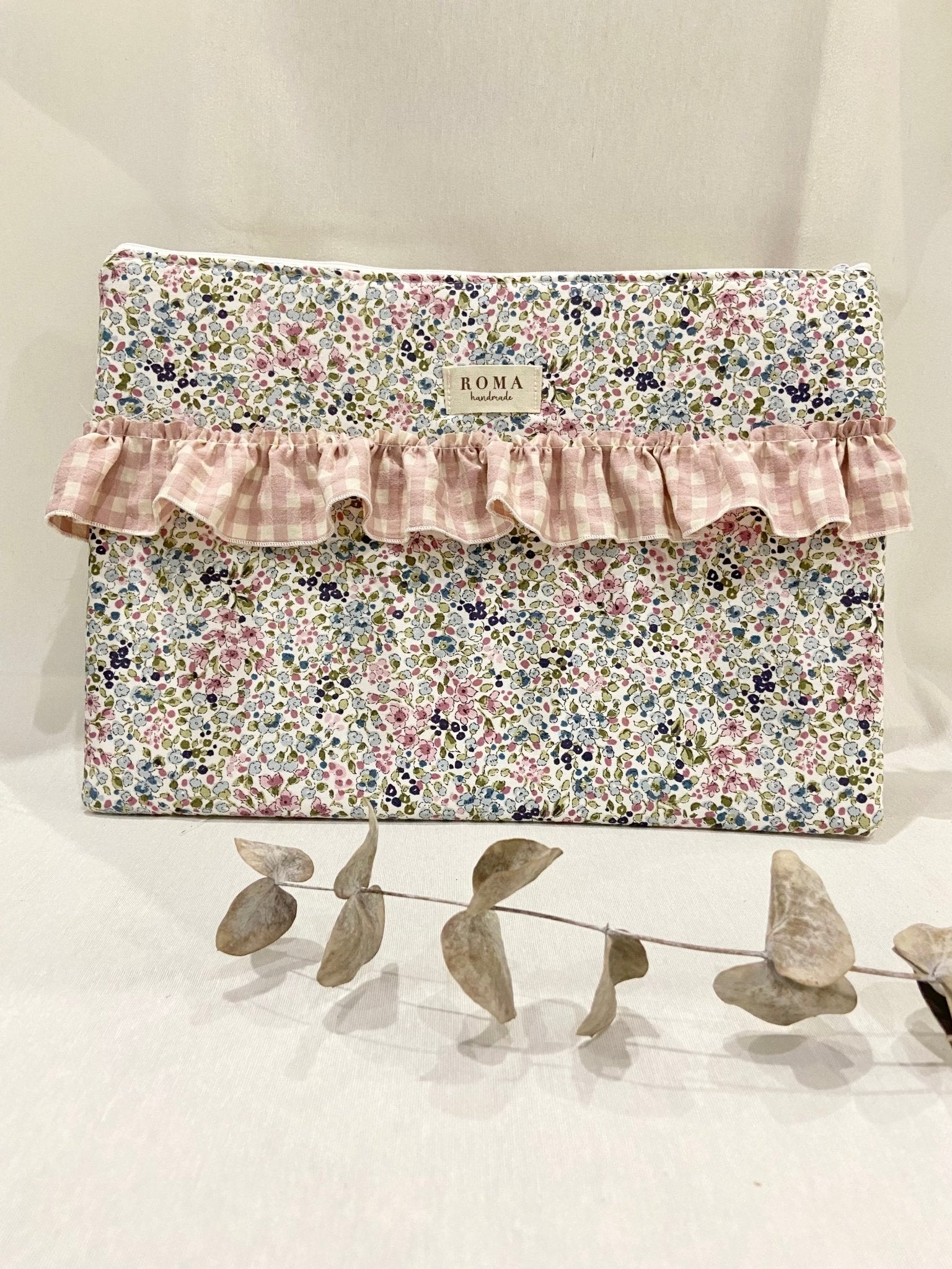 Funda ordenador o tablet PENELOPE + VOLANTE hecho artesanalmente en España.