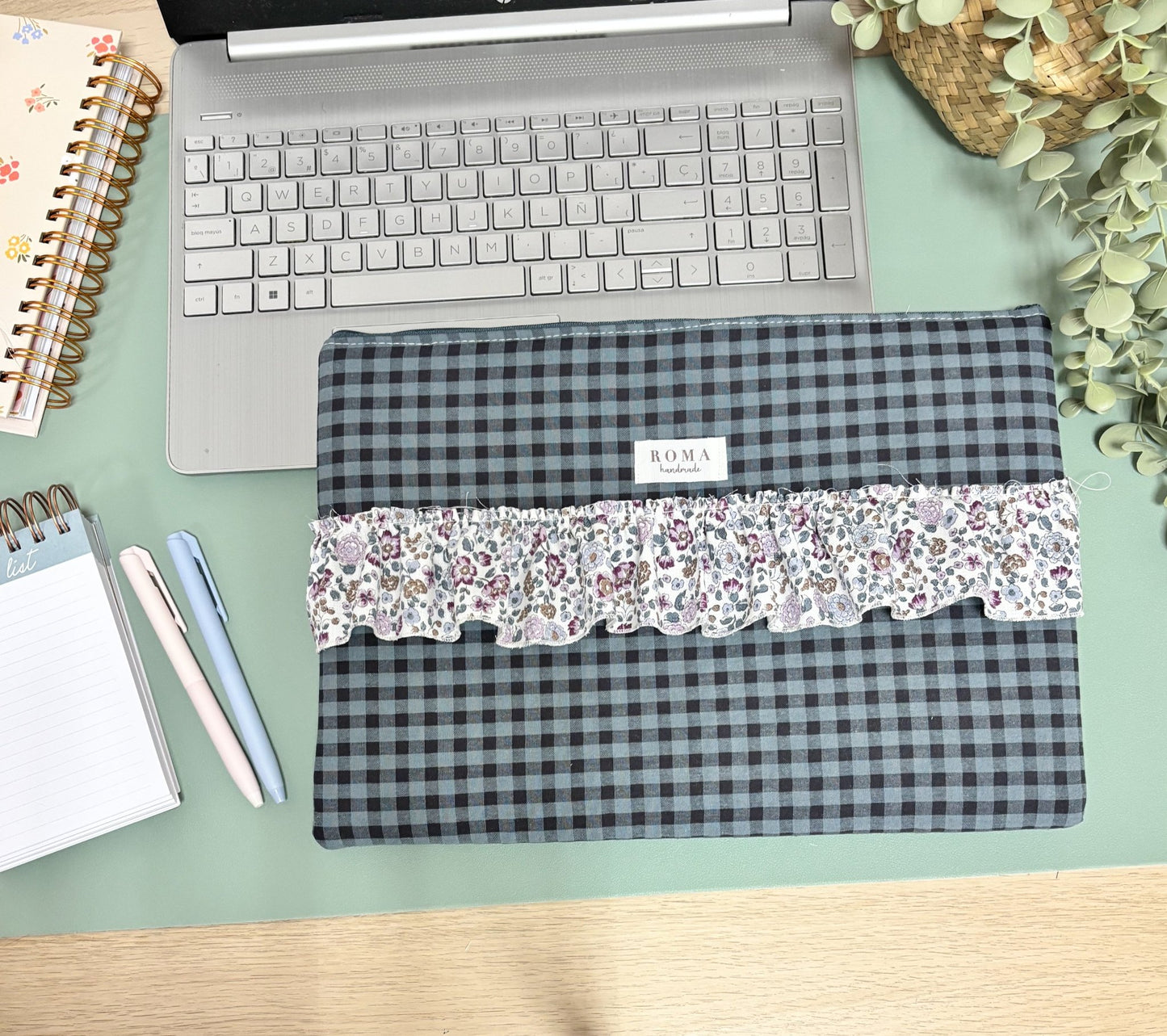 Funda ordenador o tablet VICHY MARINO + EMMA hecho artesanalmente en España.