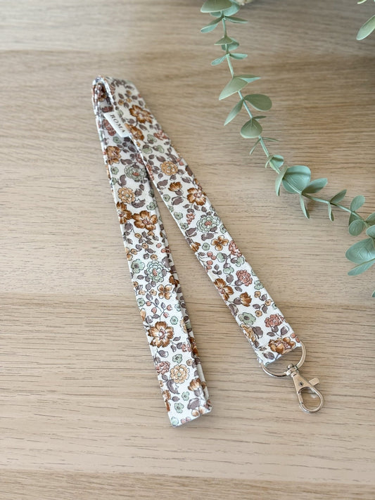 Lanyard BRUNA hecho artesanalmente en España.