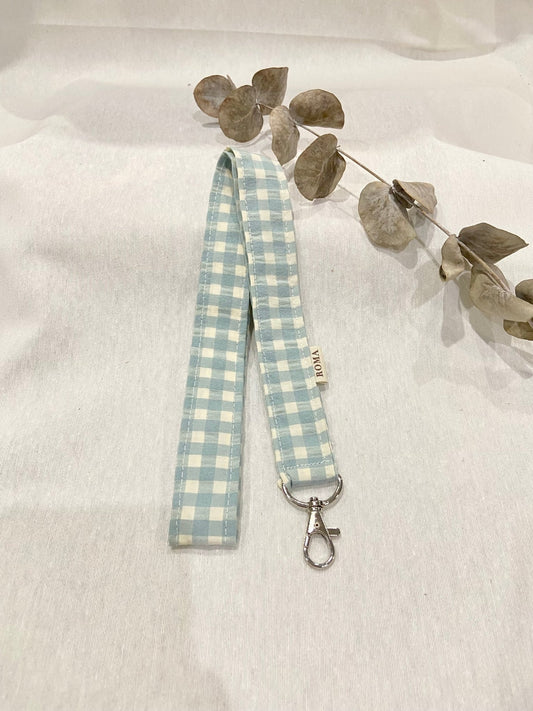 Lanyard VICHY AZUL AQUA hecho artesanalmente en España.