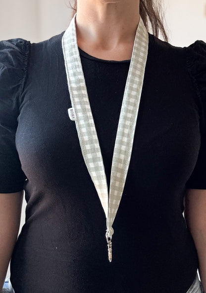 Lanyard VICHY VERDE hecho artesanalmente en España.