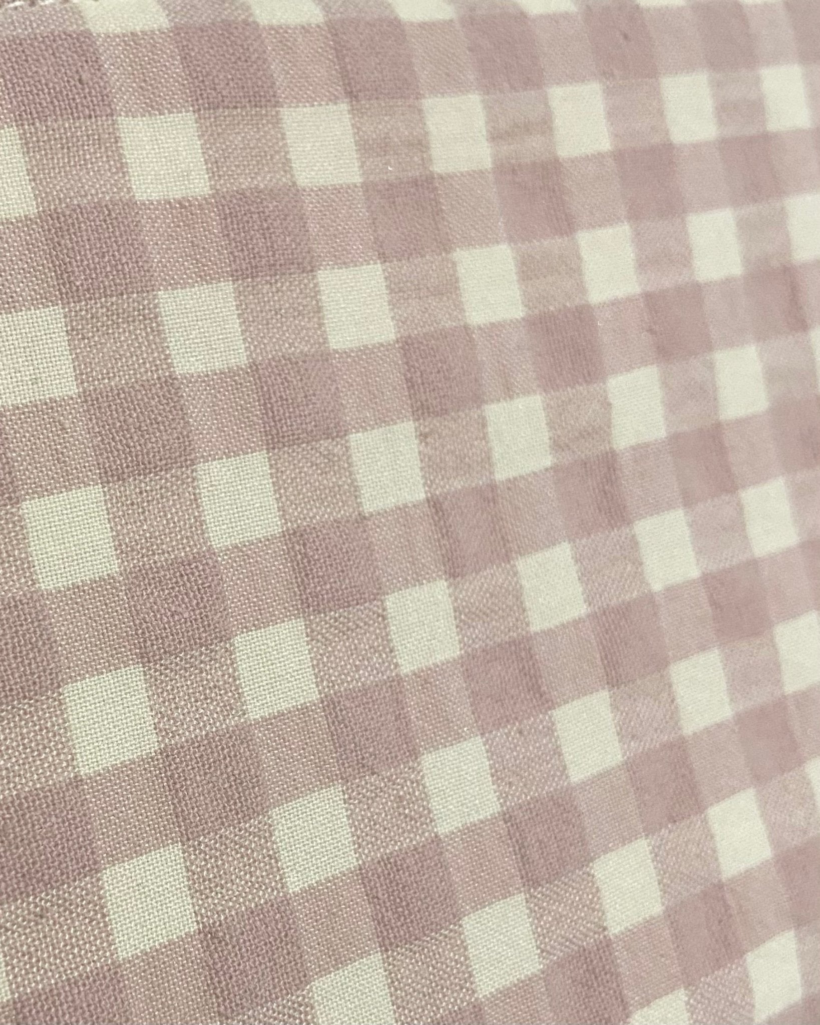 Llavero VICHY ROSA hecho artesanalmente en España.