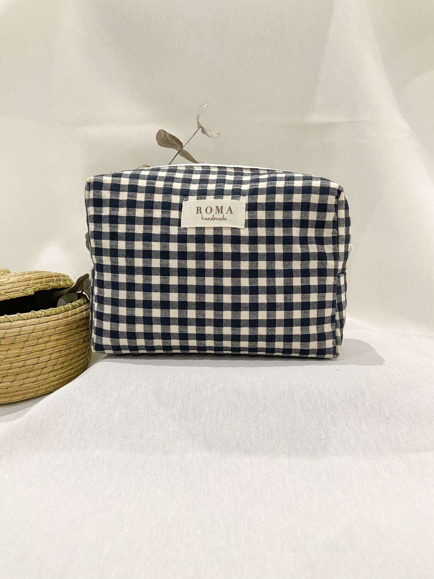 Neceser VICHY NEGRO hecho artesanalmente en España.