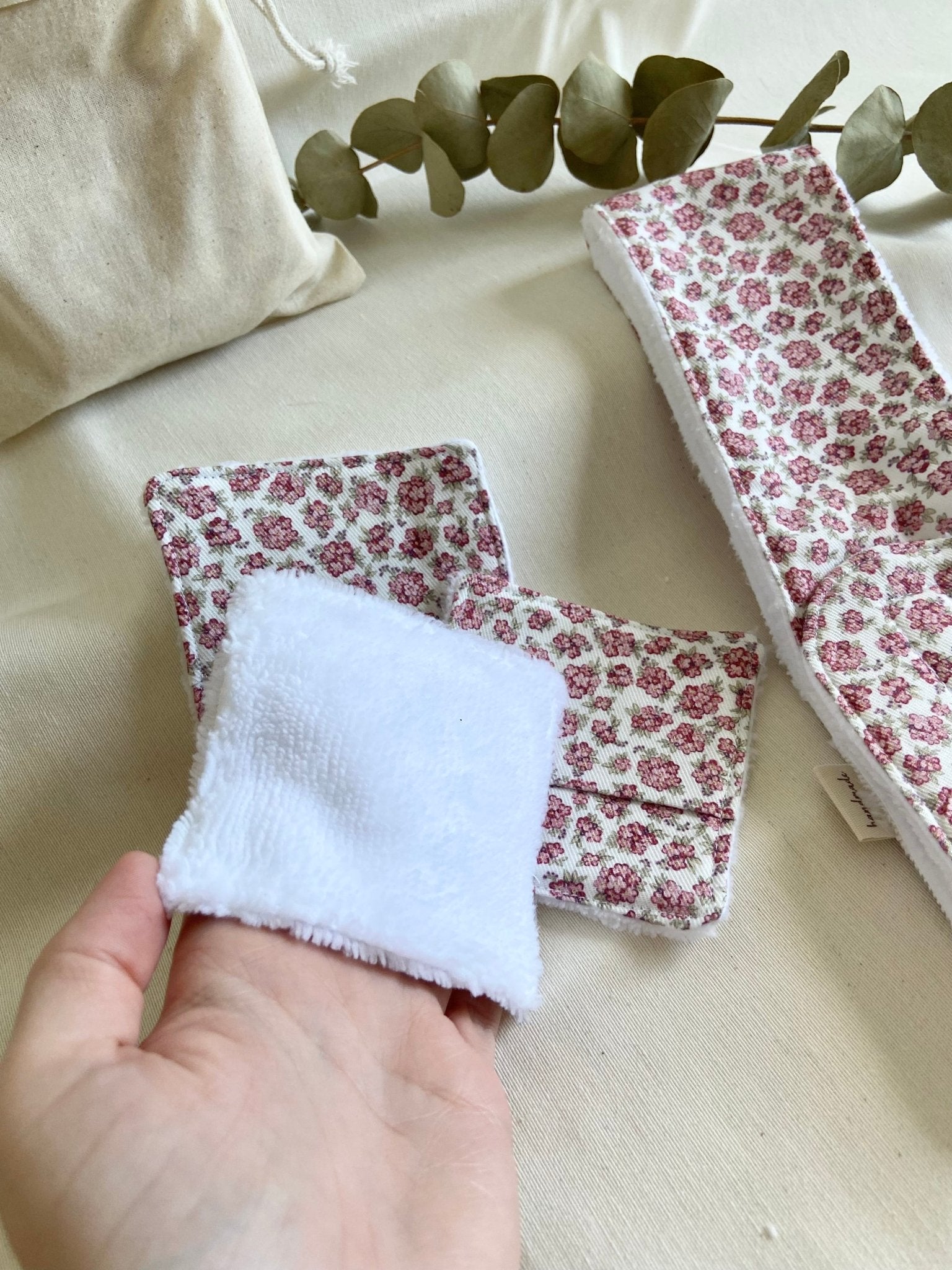 Pack Skincare reutilizables DAFNE hecho artesanalmente en España.