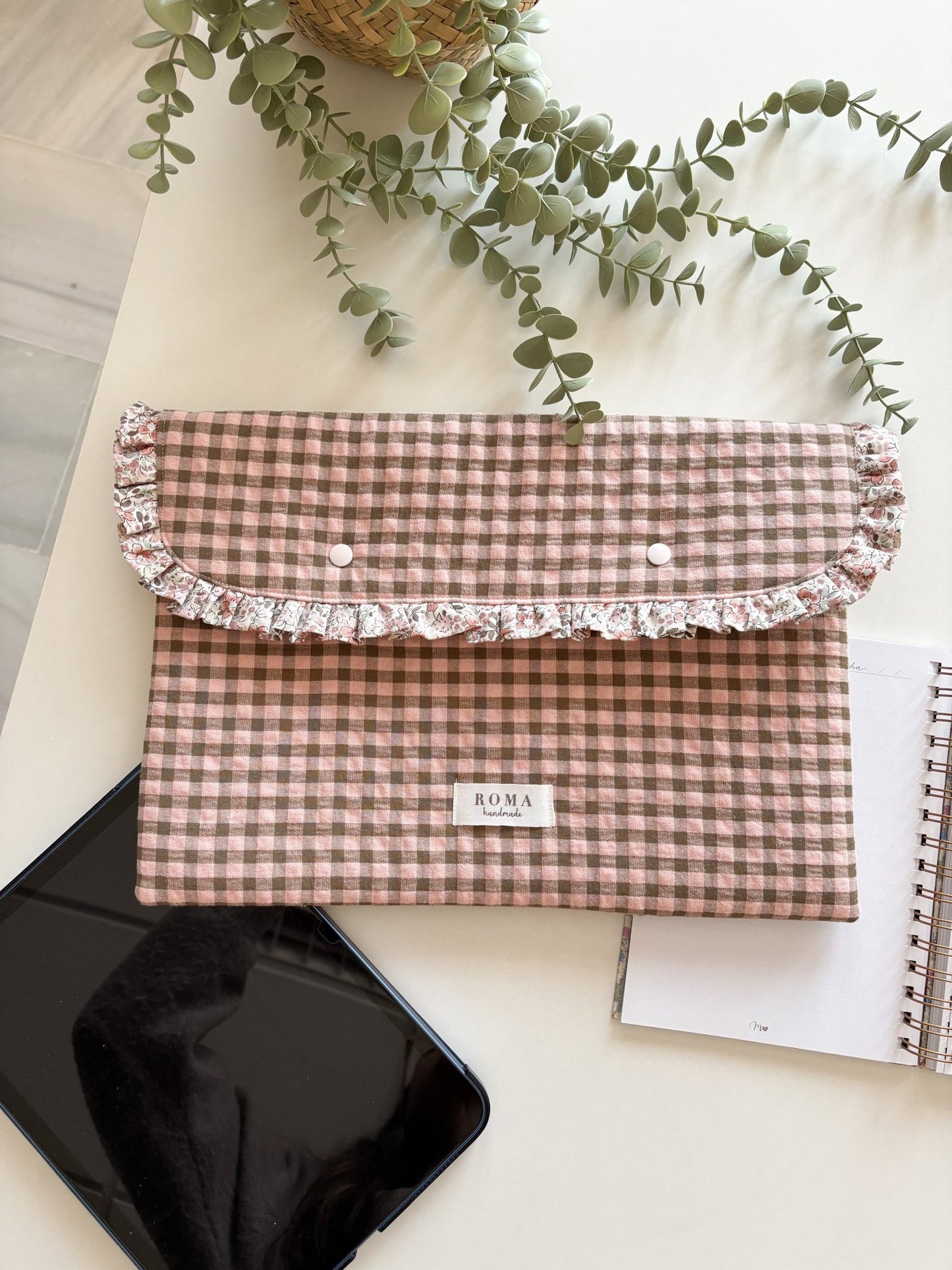 Portadocumentos VICHY CHOCOLATE hecho artesanalmente en España.